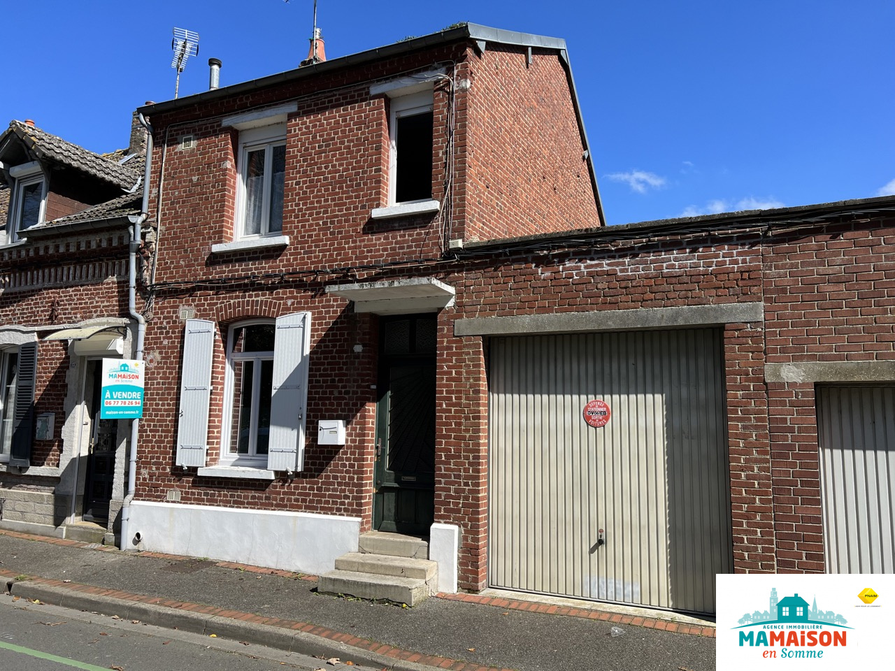 Immo80 – L'immobilier à Amiens et dans la Somme-A corbie, maison en bon état de 61,8 m2, 3 pièces, 2 chambres, une cour