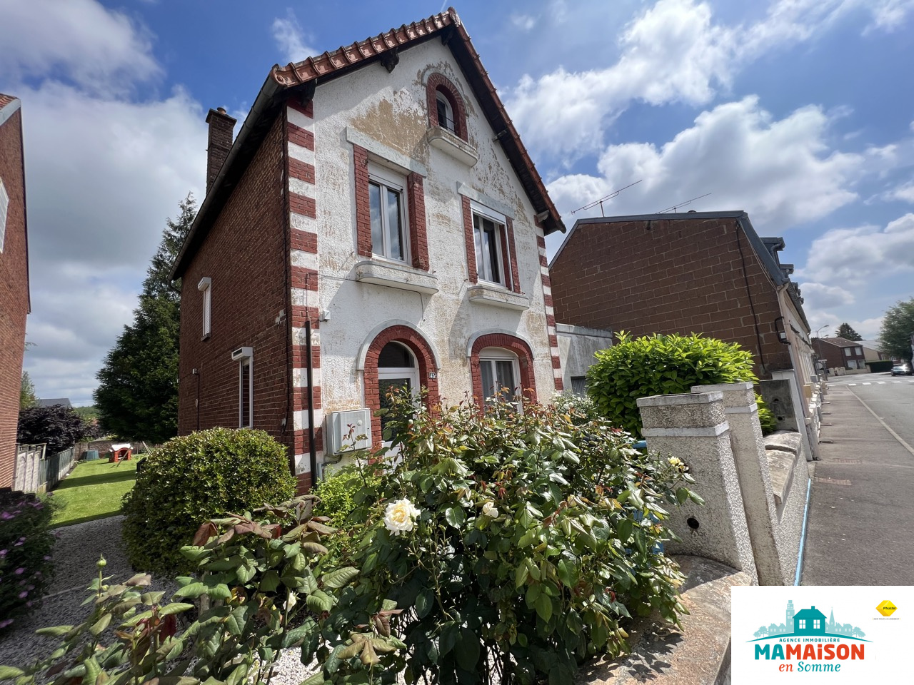 Immo80 – L'immobilier à Amiens et dans la Somme-Exclusivité, Albert, maison 96 m2, 5 pièces, 3 chambres, garage, jardin.
